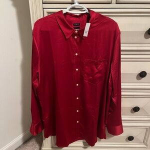 NWT GAP Boyfriend Shirt Satin Buttondown